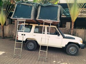 Safari Land Cruiser with 2 Rooftop Tents - Cheap 4x4 Car Hire Uganda